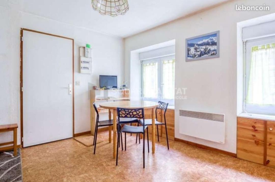4 Personnes + Parking Privé *