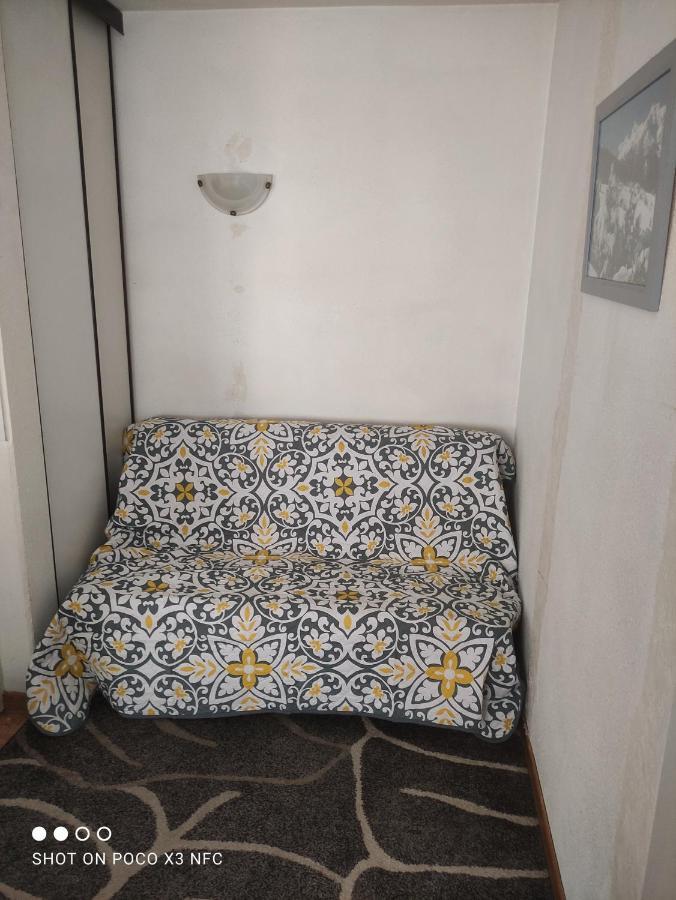 4 Personnes + Parking Prive Apartment